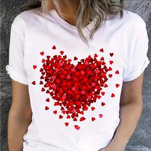 White short sleeve shirt with multiple red hearts for women Sz L Valentines Day!